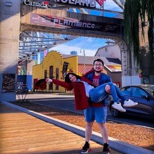 Meet your Posher, Reina angela